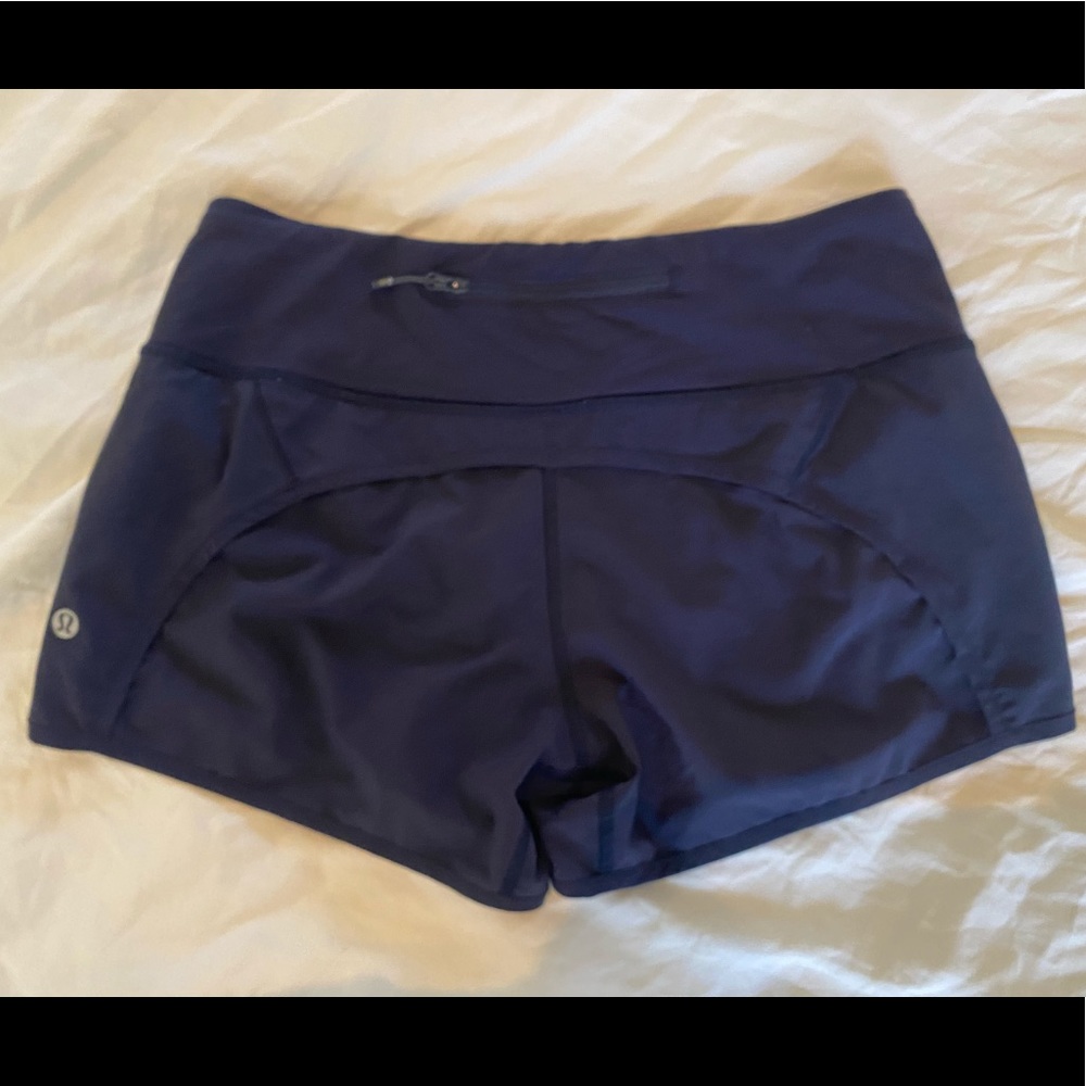 [Lululemon] Low-Rise Speed Up Short - Navy